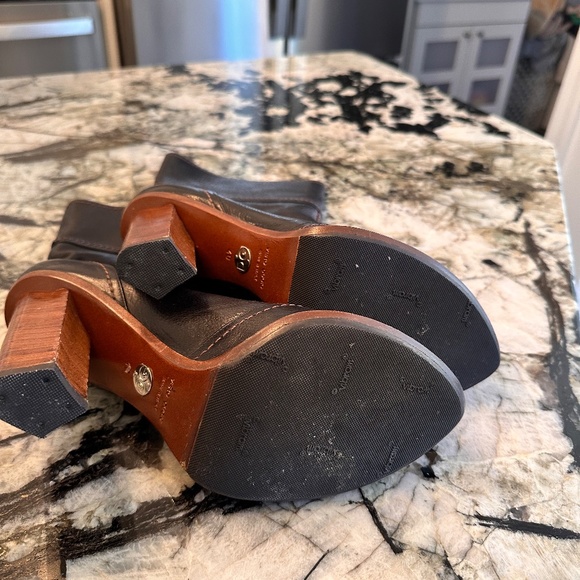 Dolce & Gabbana Booties size 40 - Picture 3 of 7